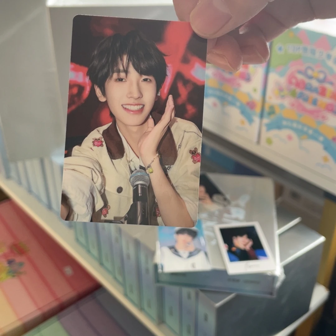 左奇函肆意明信片小卡