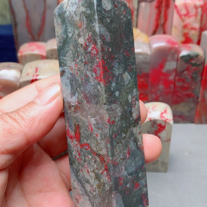 昌化石昌化鸡血石