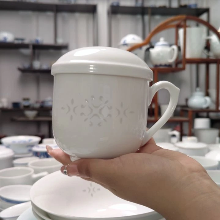 瓷蒲公英大号茶水杯加玉牡丹杯盖子一个