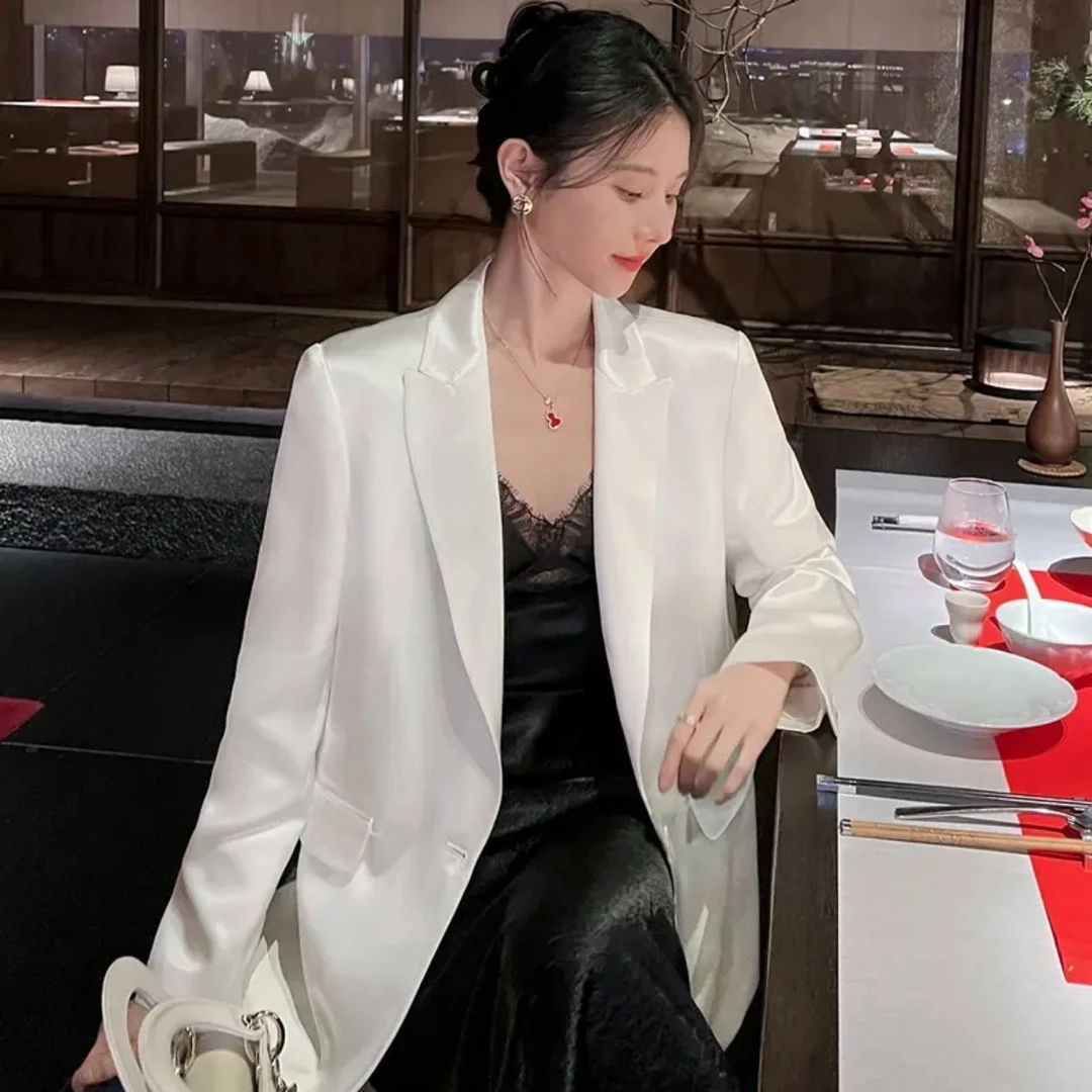 2025新款时尚韩版西装设计感优雅气质外套流光缎面显瘦百搭西服女