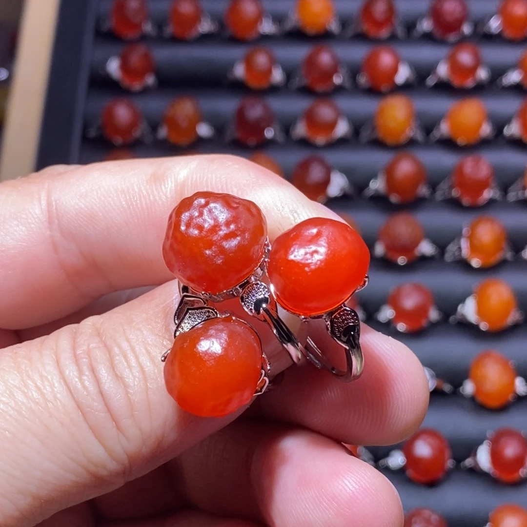 妞***妞玛瑙/玉髓合金戒指