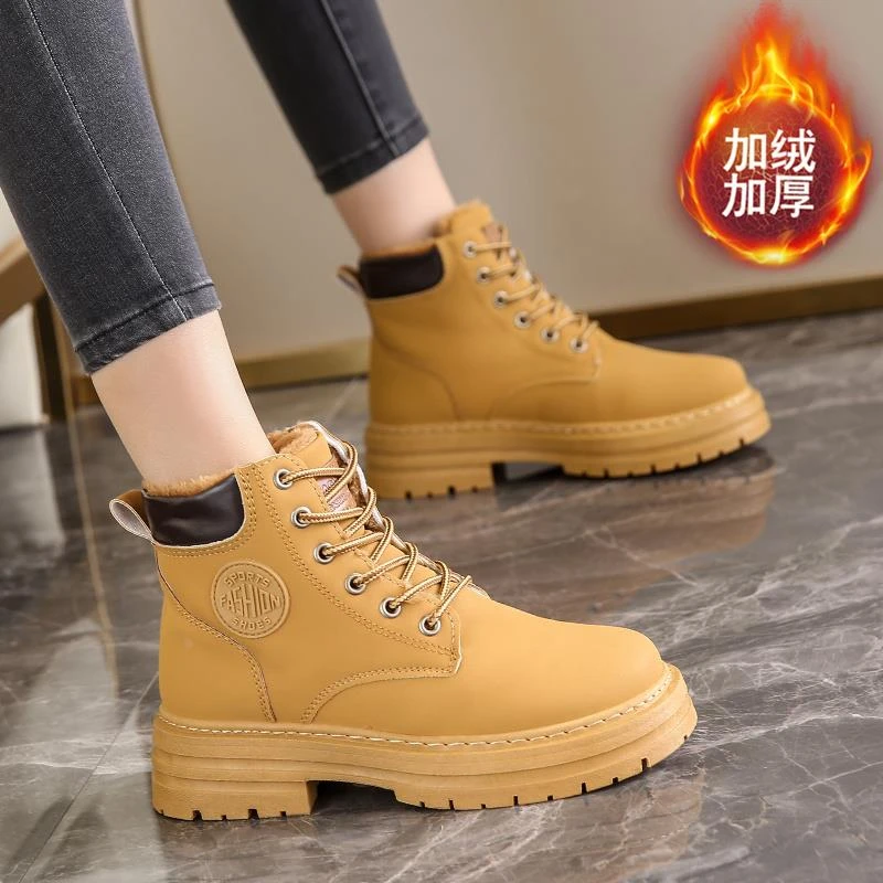 大黄蜂马丁靴女2025新款冬季加绒户外工装靴厚底踢不烂学生短靴子