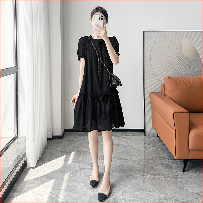 洋气衣服女夏新款法式温柔风气质宽松显瘦连衣裙荷叶边绝美小