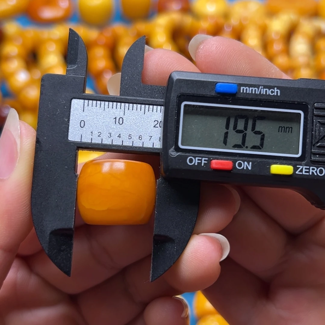 蜜蜡吊坠(不含链)未镶嵌