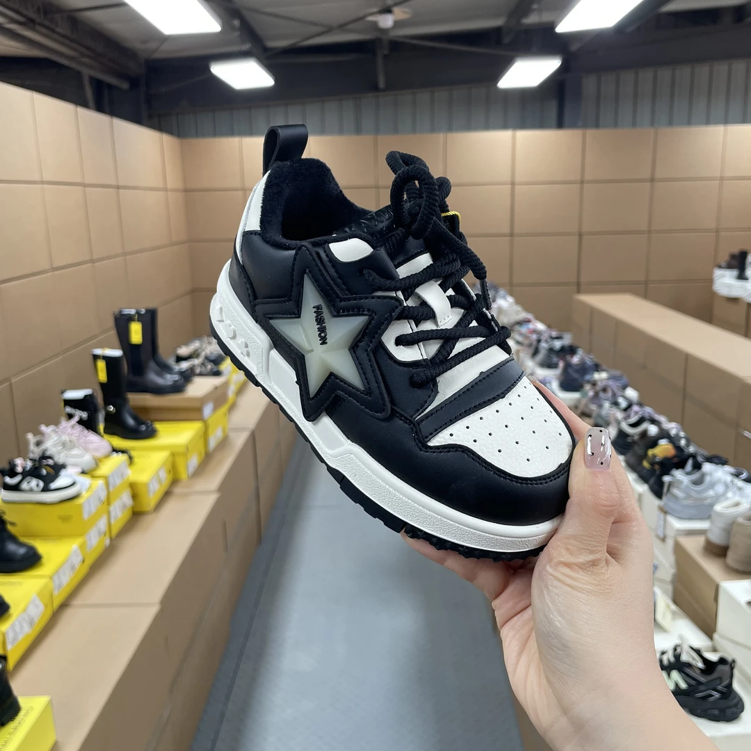 29222儿童加绒板鞋 女童鞋 国内大品牌童鞋同厂出品