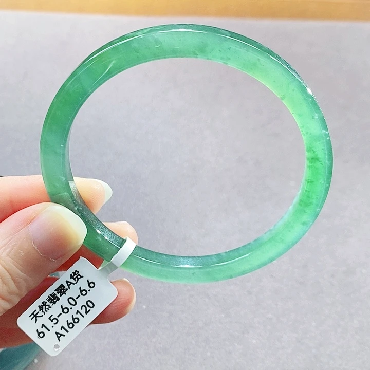 【闪购商品】未镶嵌手镯翡翠