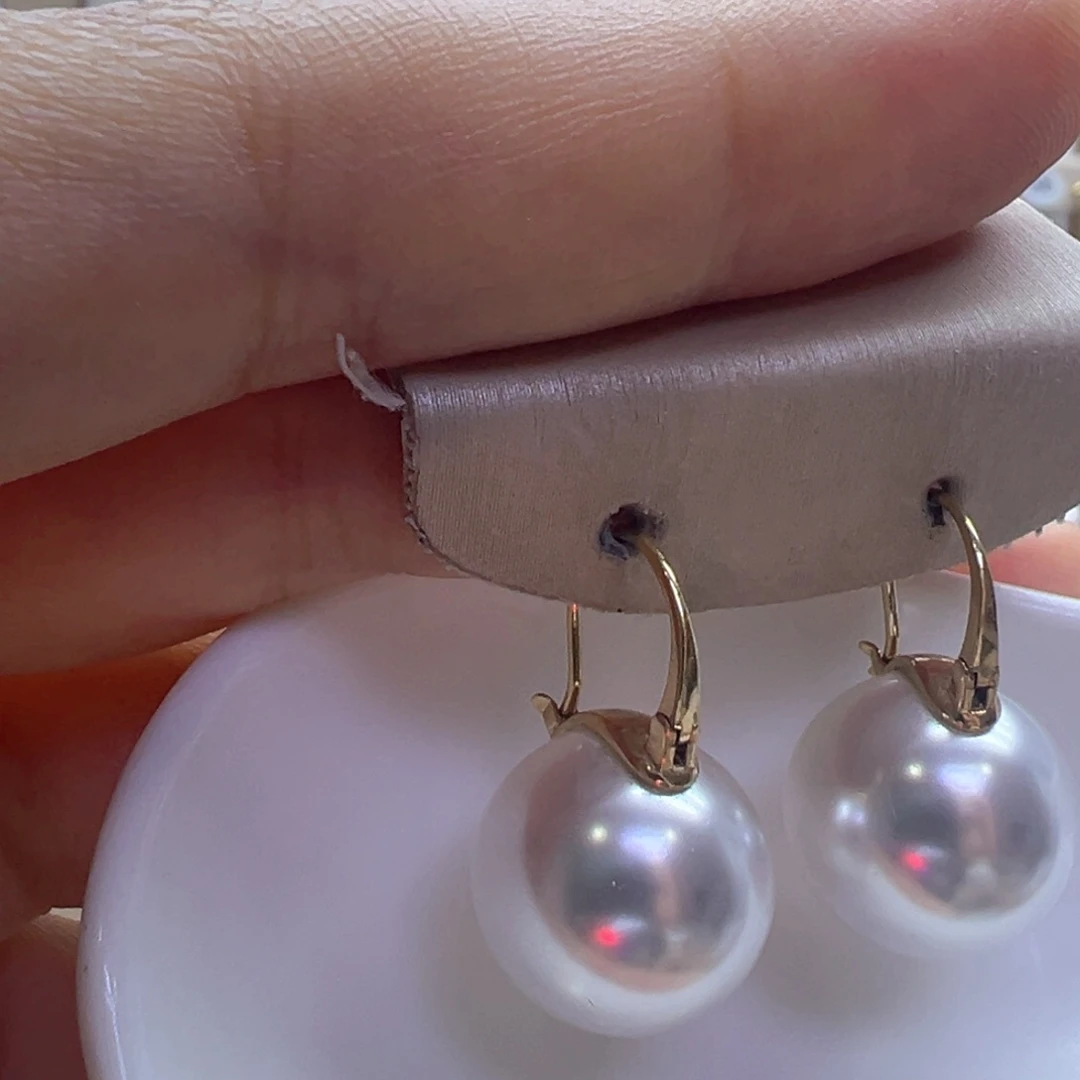 18K金镶嵌淡水珍珠耳饰