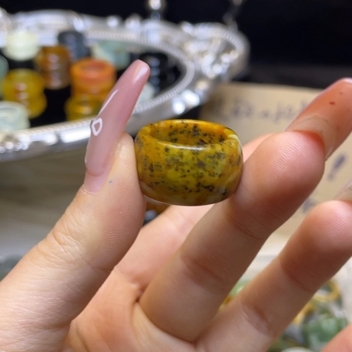 蛇纹石玉合金戒指53-17.3微瑕