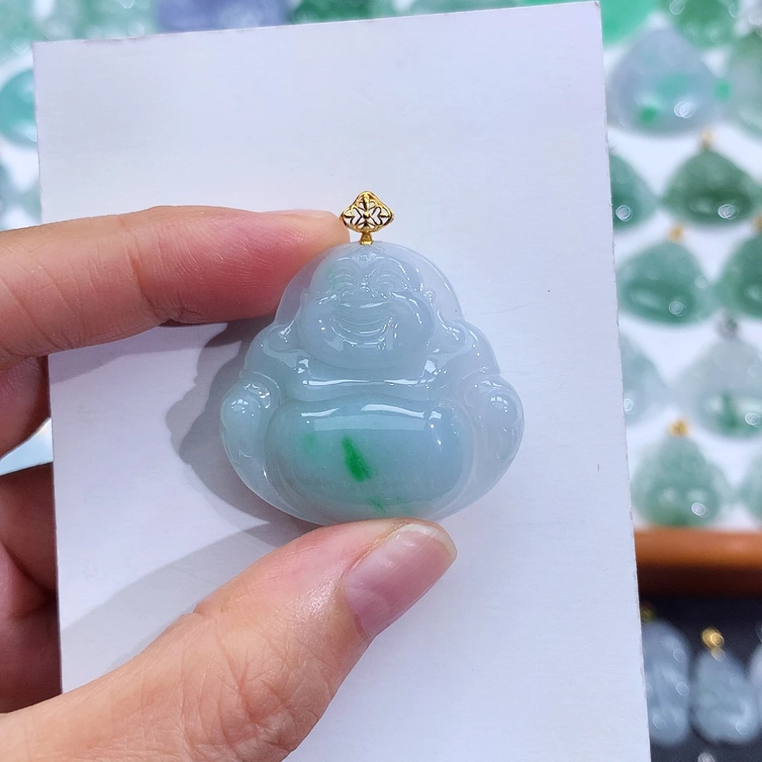 翡翠18K金镶嵌颈饰翡翠吊坠