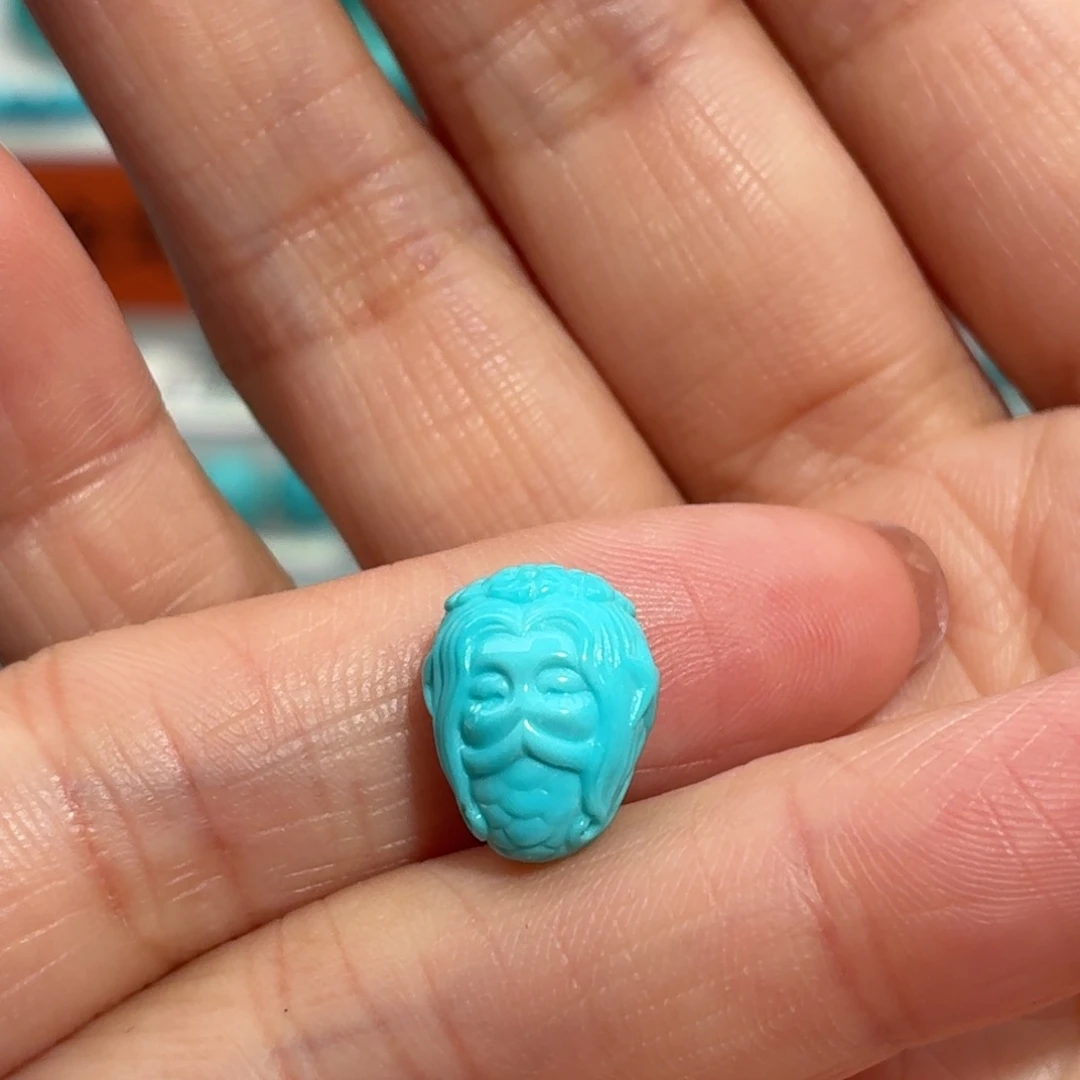 绿松石未镶嵌珠宝奇石