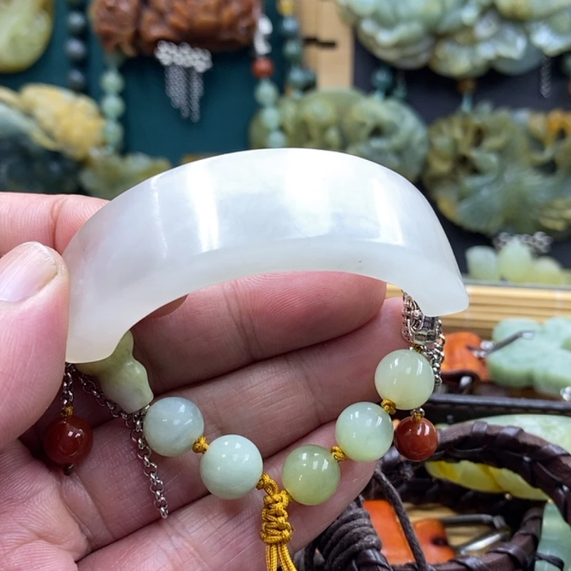【闪购商品】未镶嵌岫玉手牌