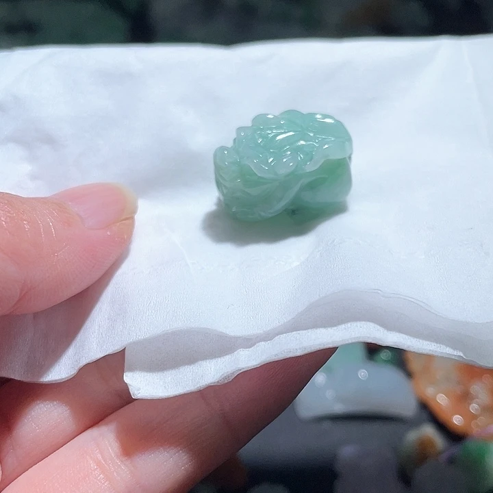 颈饰未镶嵌翡翠天