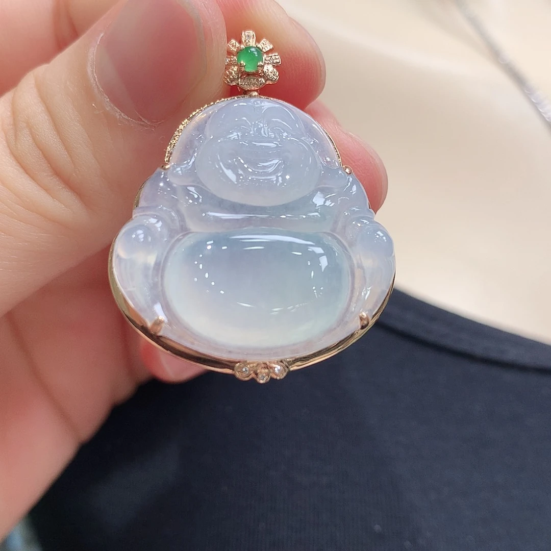 翡翠18K金镶嵌颈饰佛公