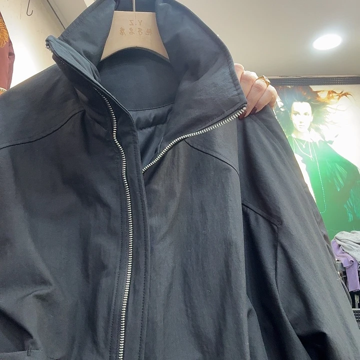 芳***89037，黑色，外套，