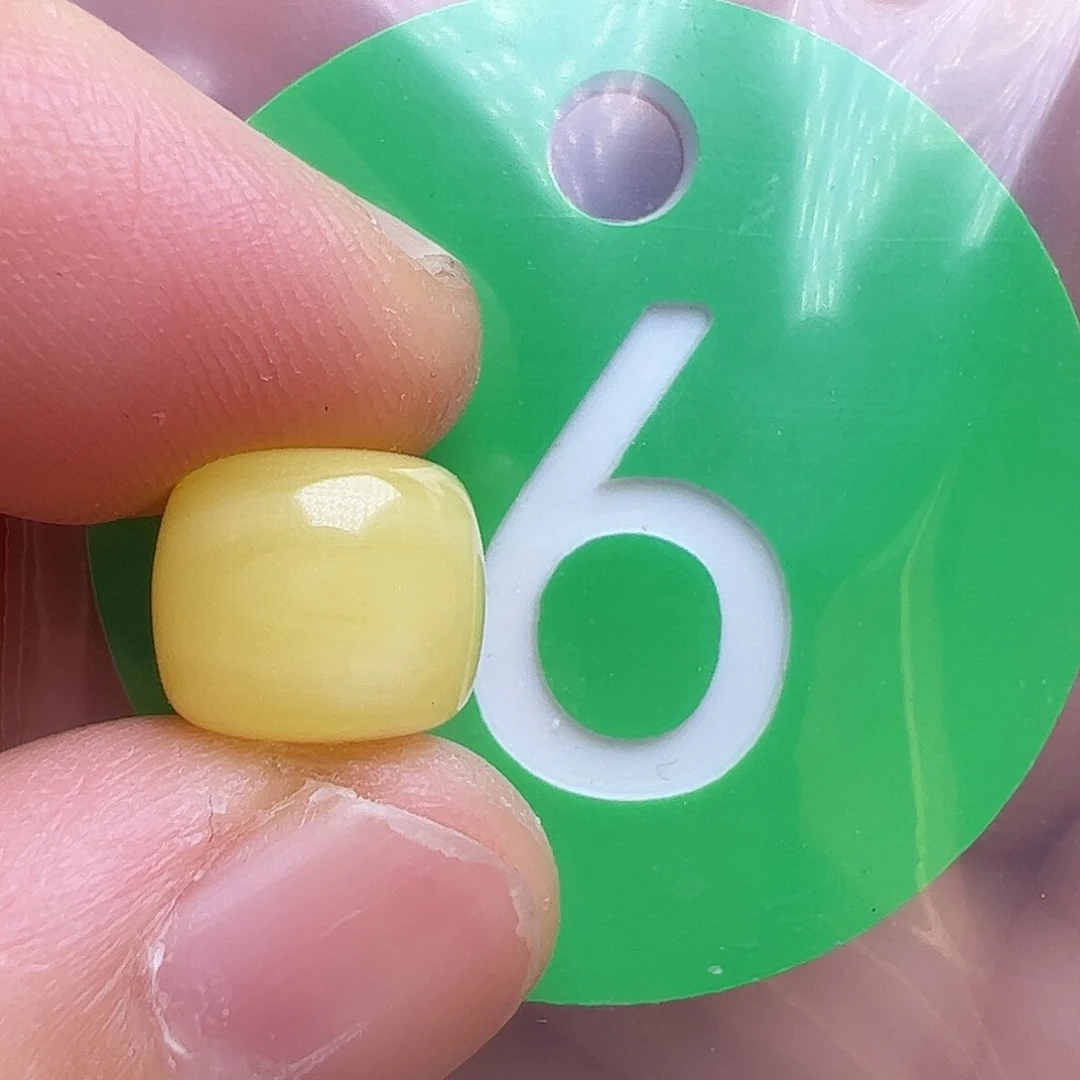 蜜蜡未镶嵌珠宝奇石9.6m m