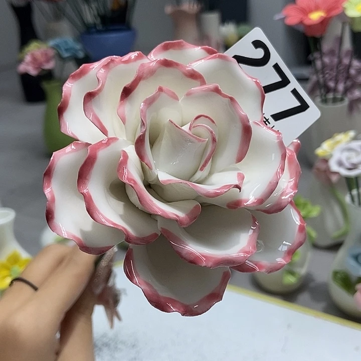 陶瓷纯手工捏花设计