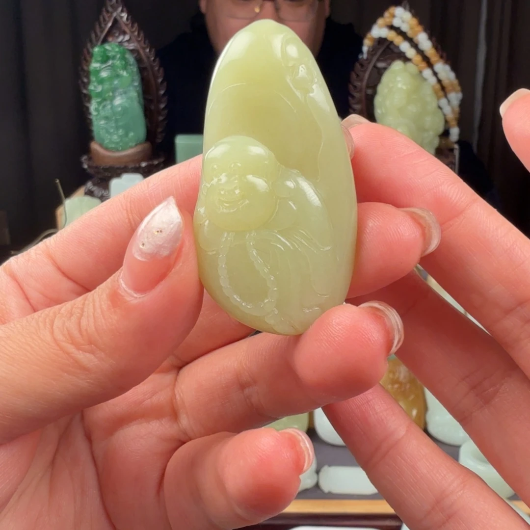 湘***流和田玉未镶嵌颈饰