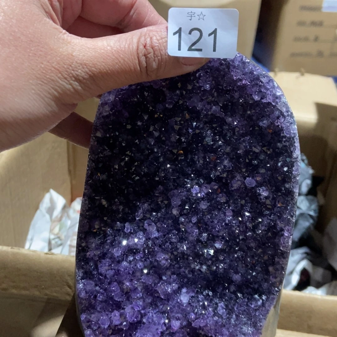 紫晶天然水晶摆件未镶嵌