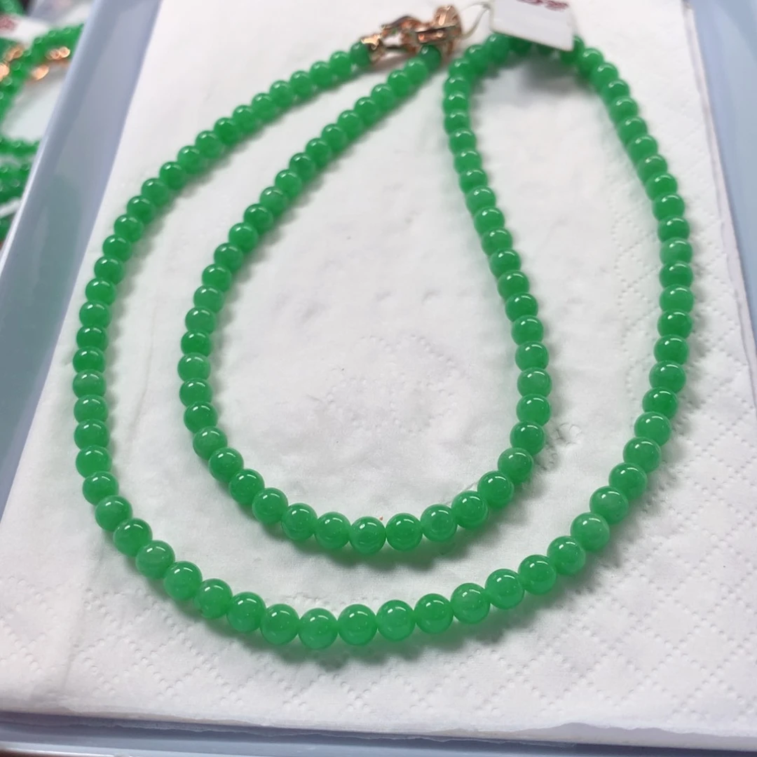 翡翠未镶嵌颈饰项链