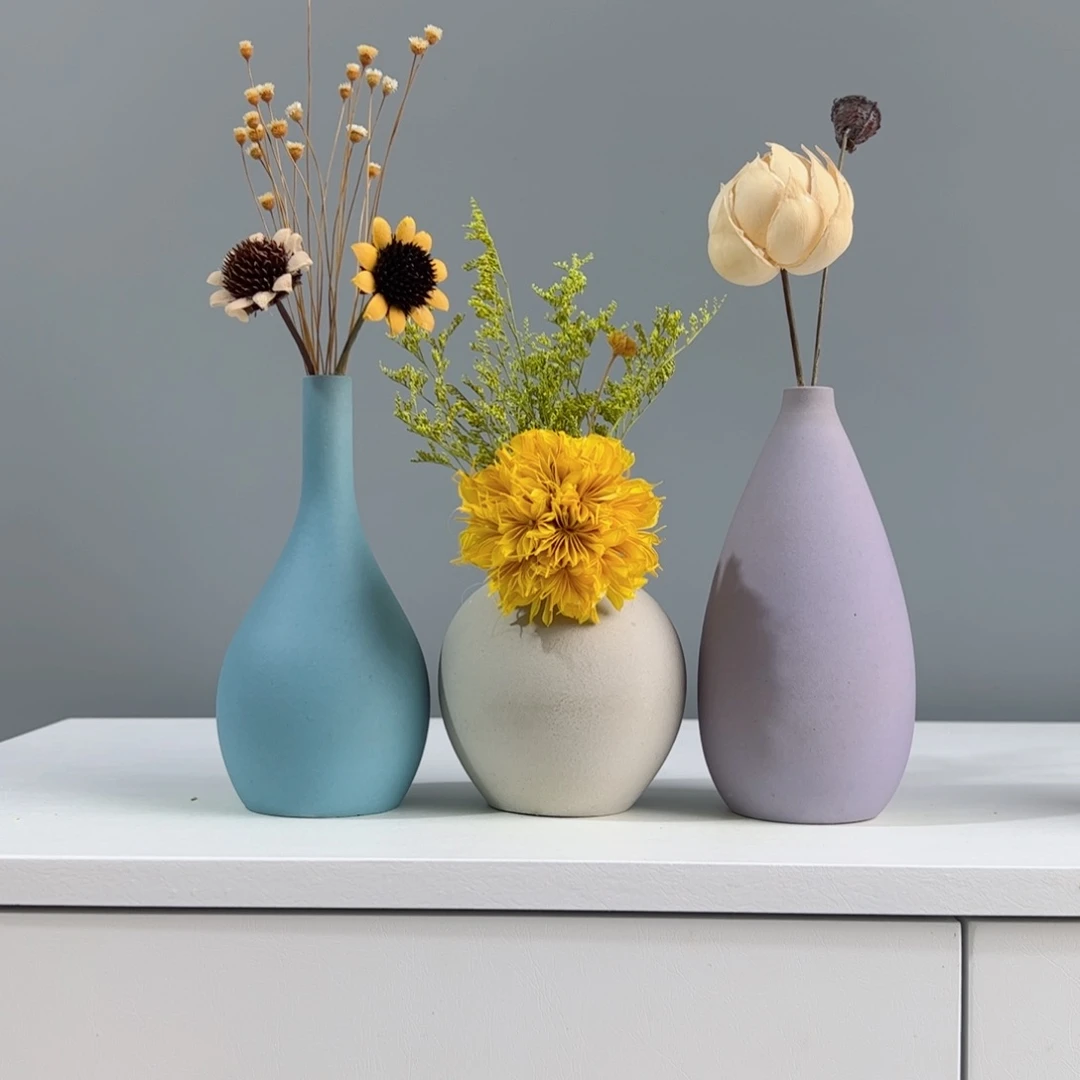 摆件陶瓷小花瓶摆件含花总高约20-30cm