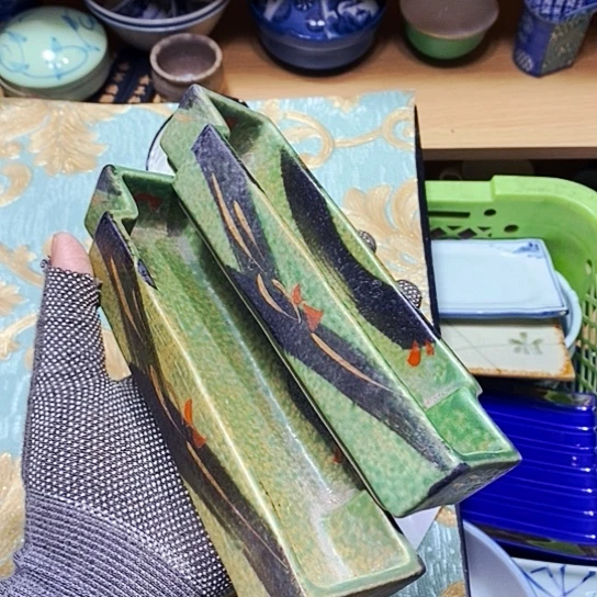 瓷片新年快乐。万事如意