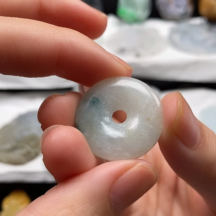 定制翡翠未镶嵌翡翠首饰