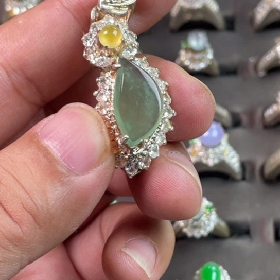 未镶嵌定制翡翠18.3-10-2.2