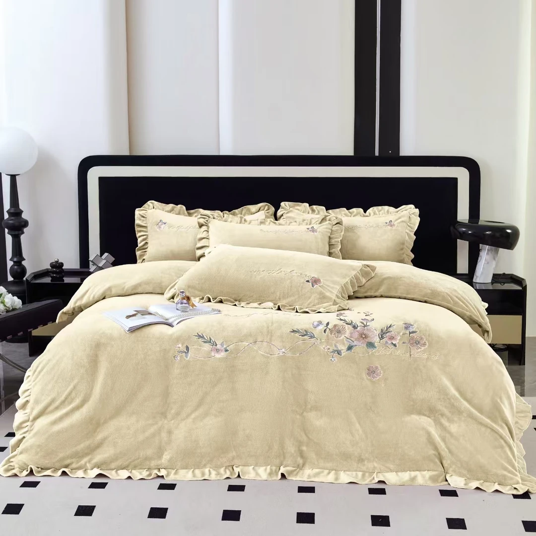 雪京 现货 冬季加厚宝宝绒花边款刺绣四件套 牛奶绒保暖四件套/