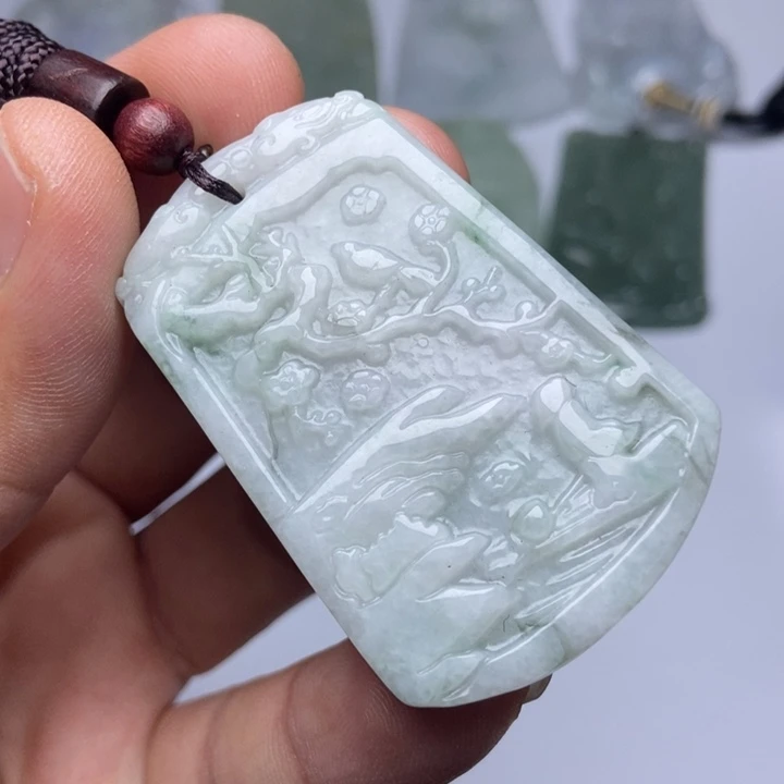 翡翠未镶嵌颈饰翡翠