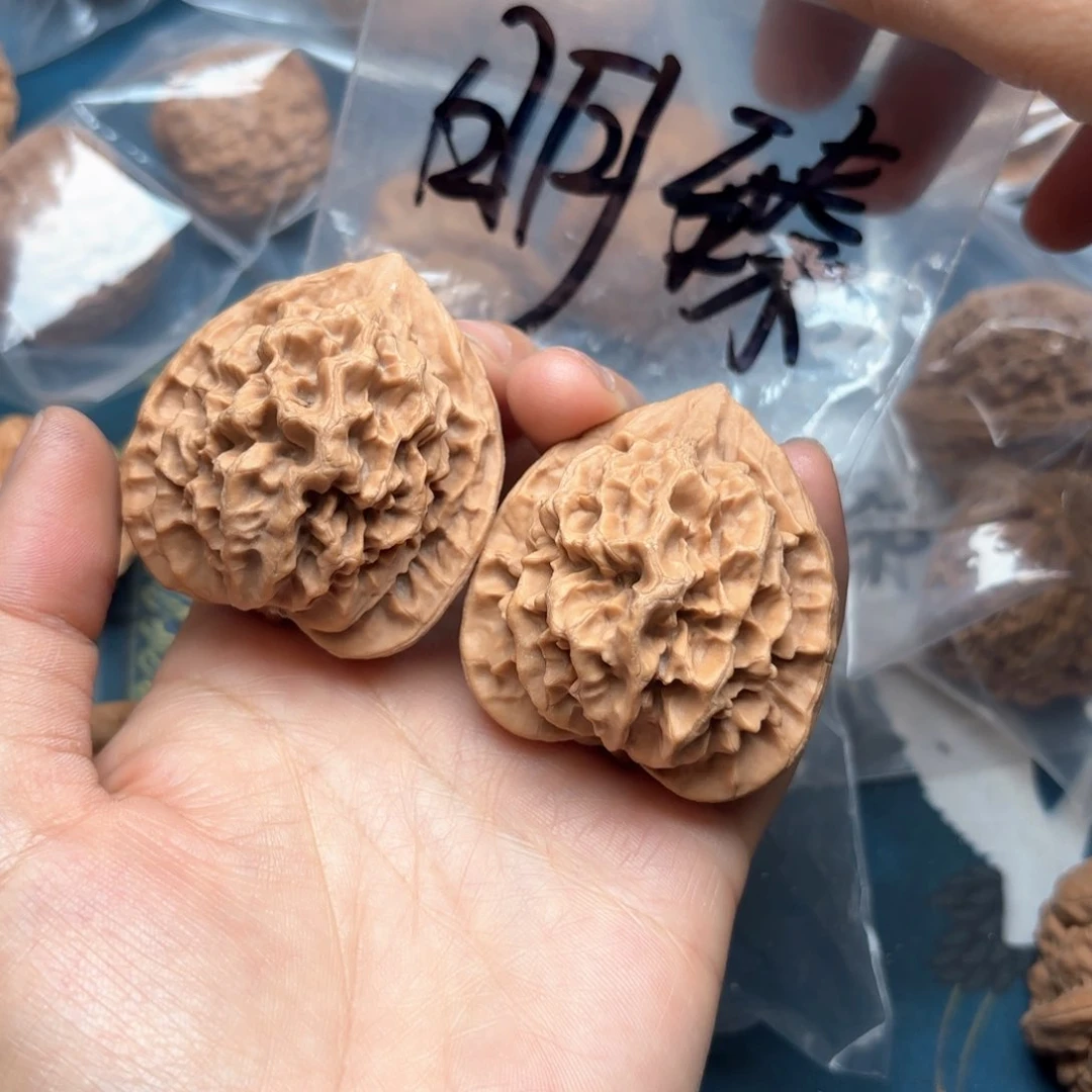文玩核桃吊坠明*帝王