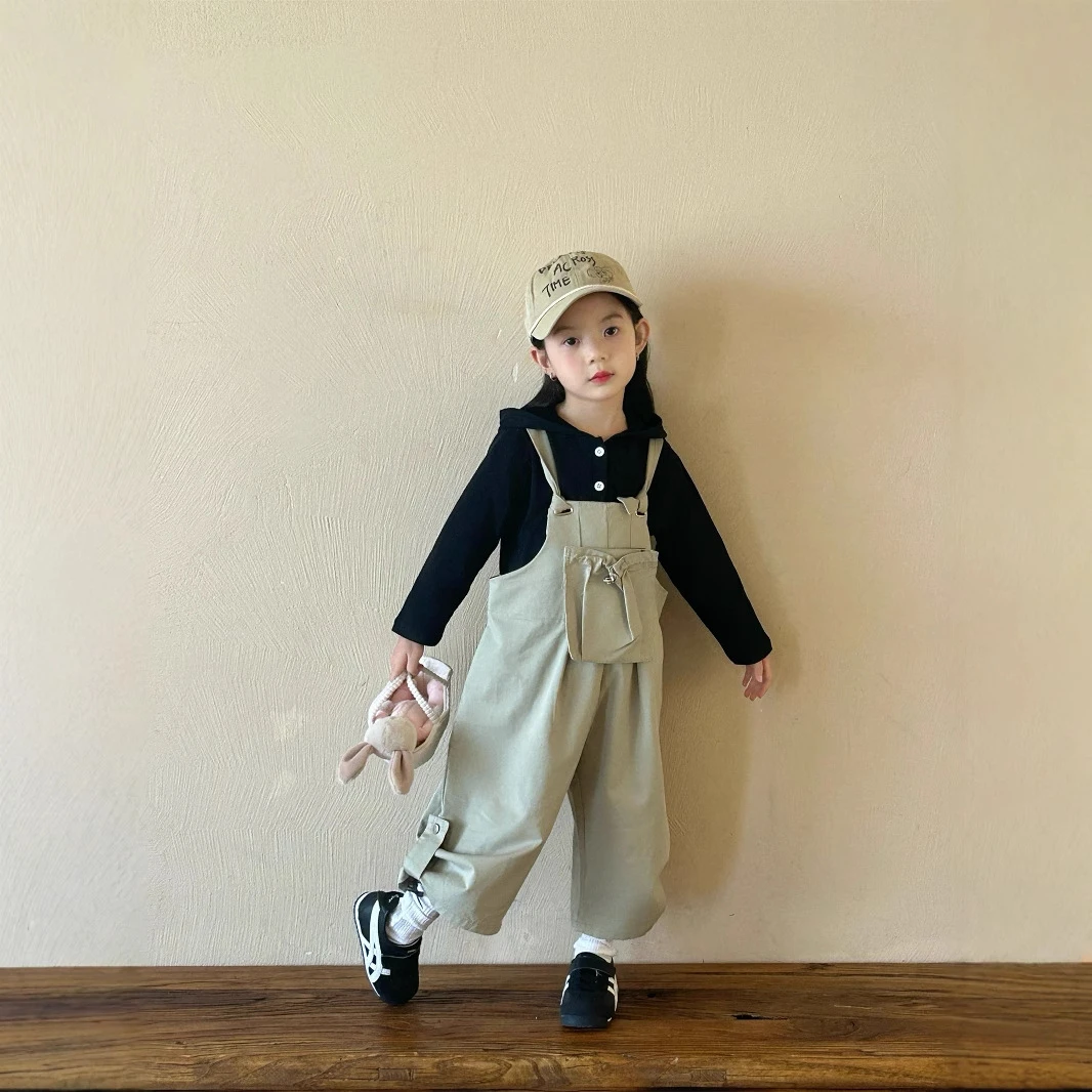 小惜亦2025秋季新款韩版女童洋气连帽打底衫+工装风背带裤两件套