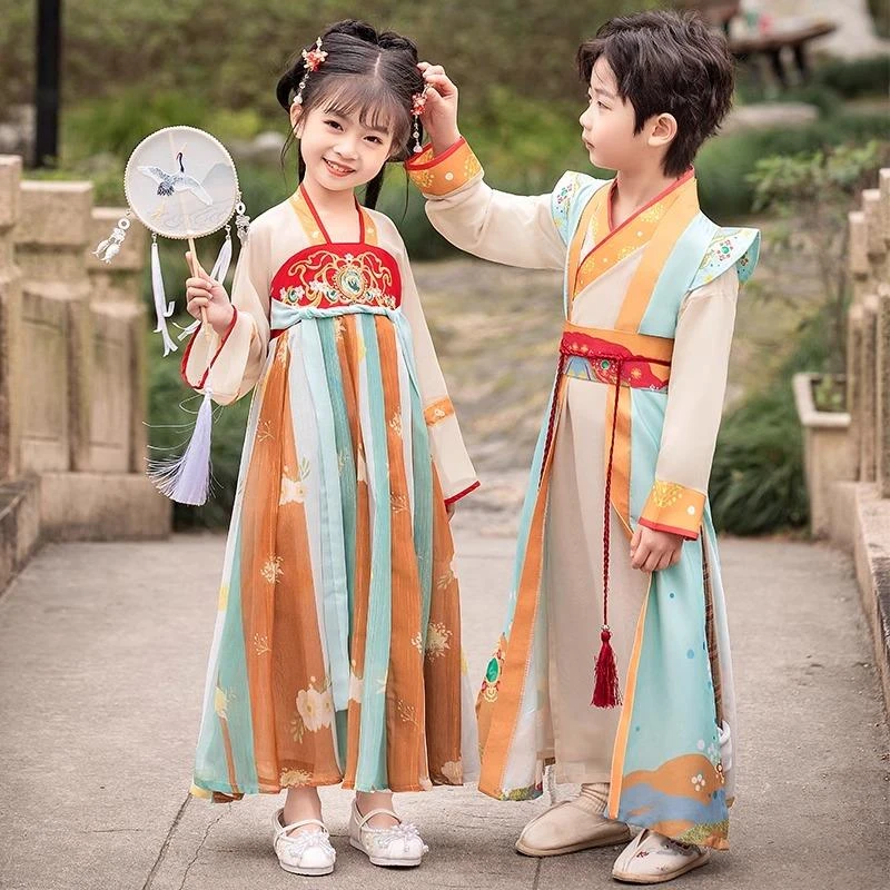 汉服男童2025新款女童元旦儿童国学服古装帅气秋季古风唐装演出服