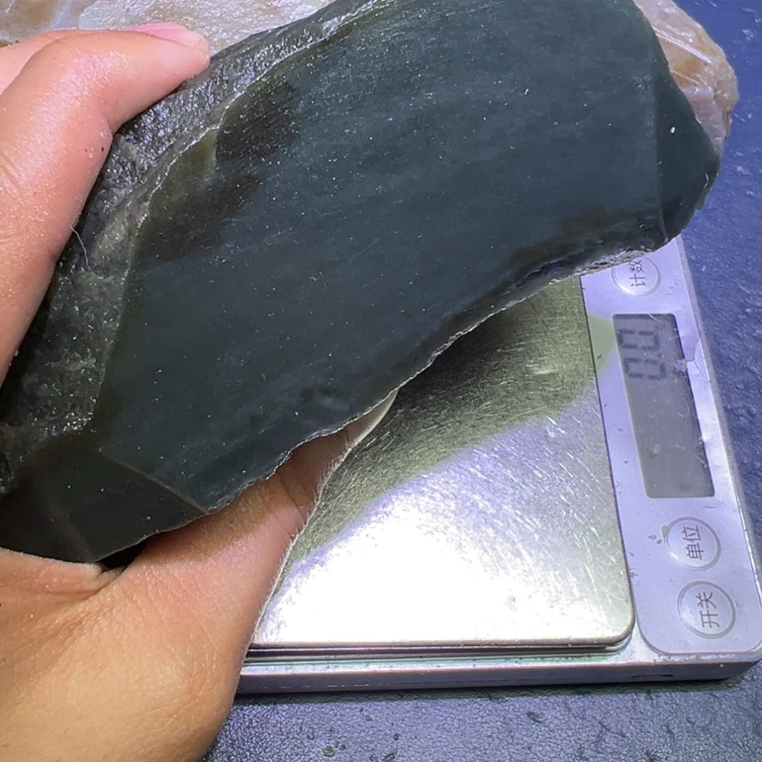 和田玉（糖玉）未镶嵌珠宝半成品