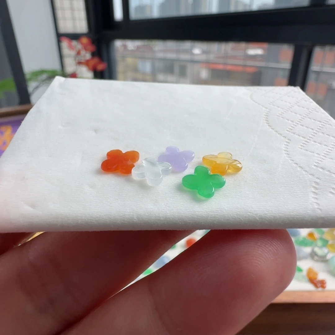 未镶嵌定制翡翠?****麻定制翡翠毛货不退不换