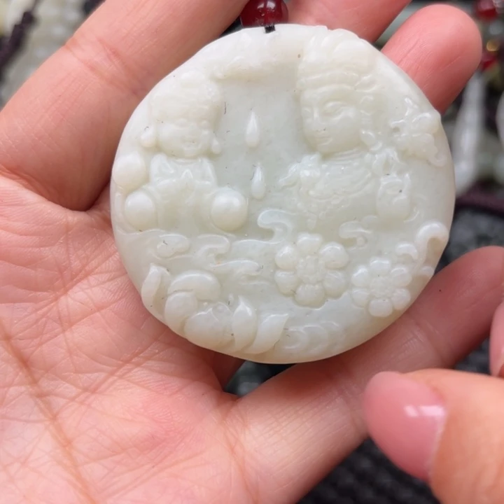 和田玉颈饰未镶嵌