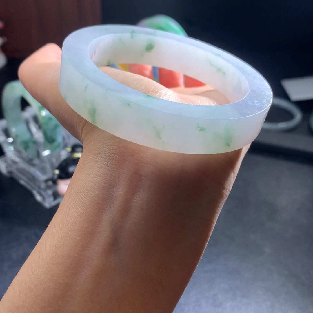 定制翡翠手镯未镶嵌