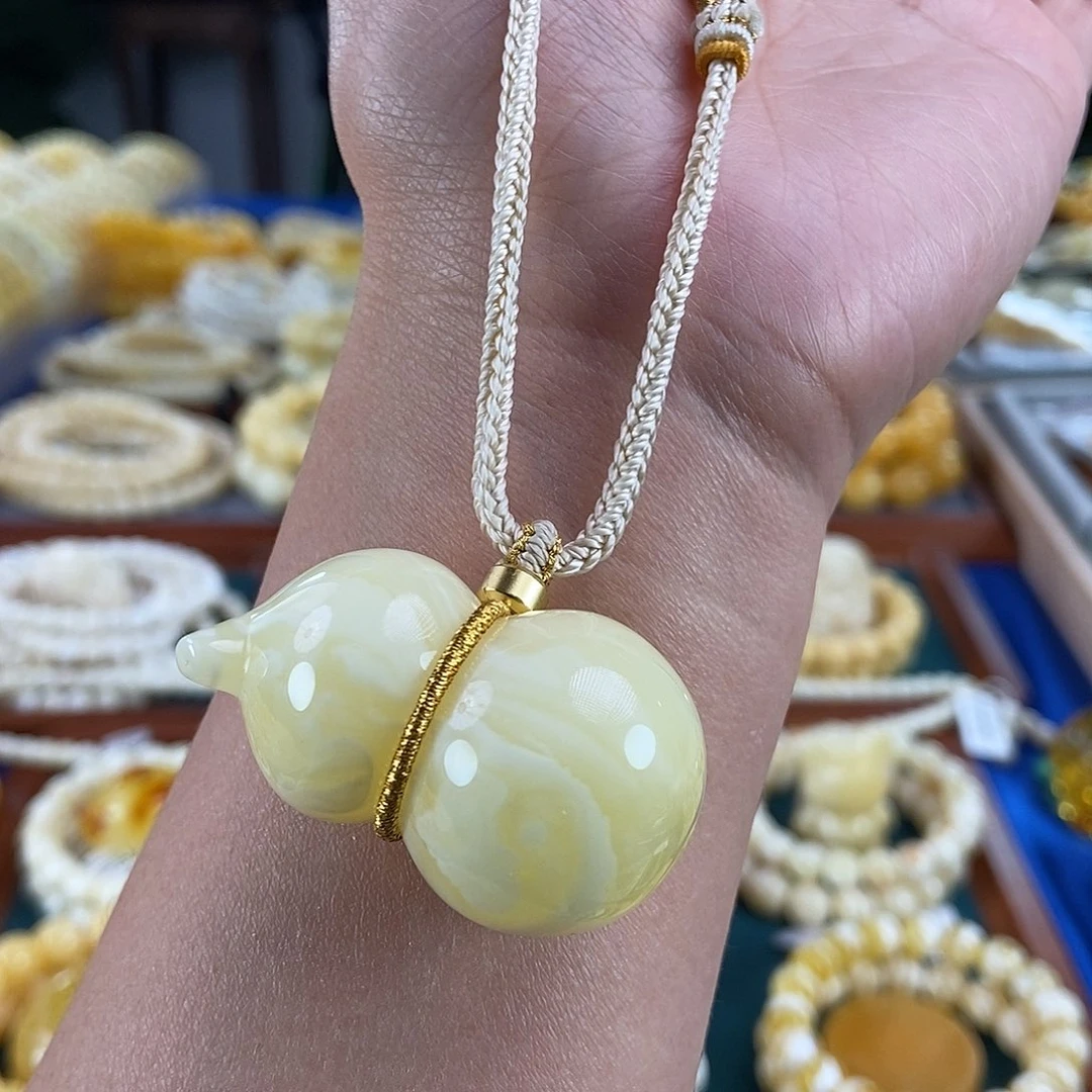 琥珀未镶嵌珠宝奇石16.5白花蜡葫芦