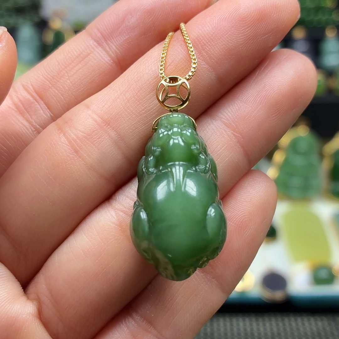 和田玉18K金镶嵌颈饰