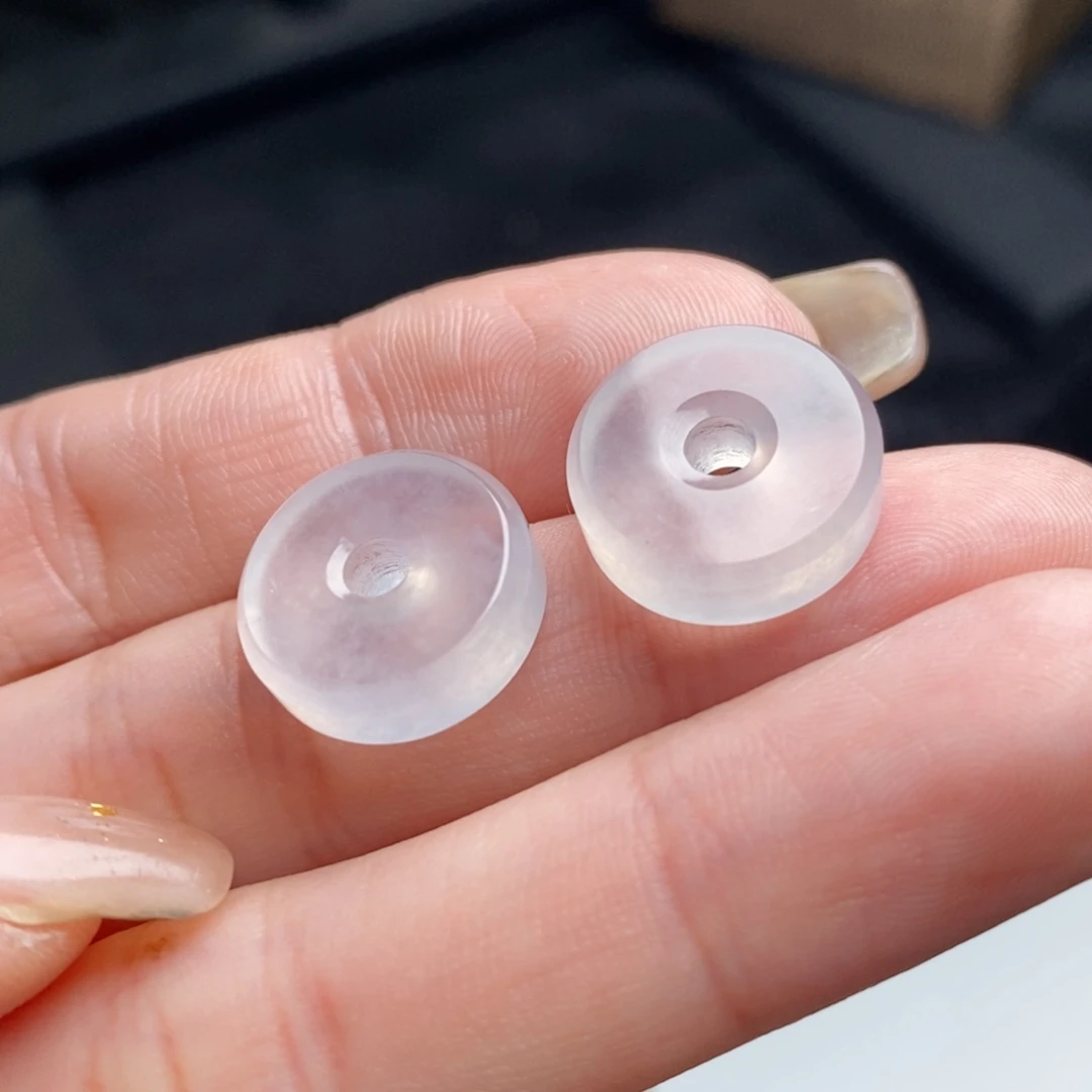 翡翠未镶嵌耳饰高冰路路通