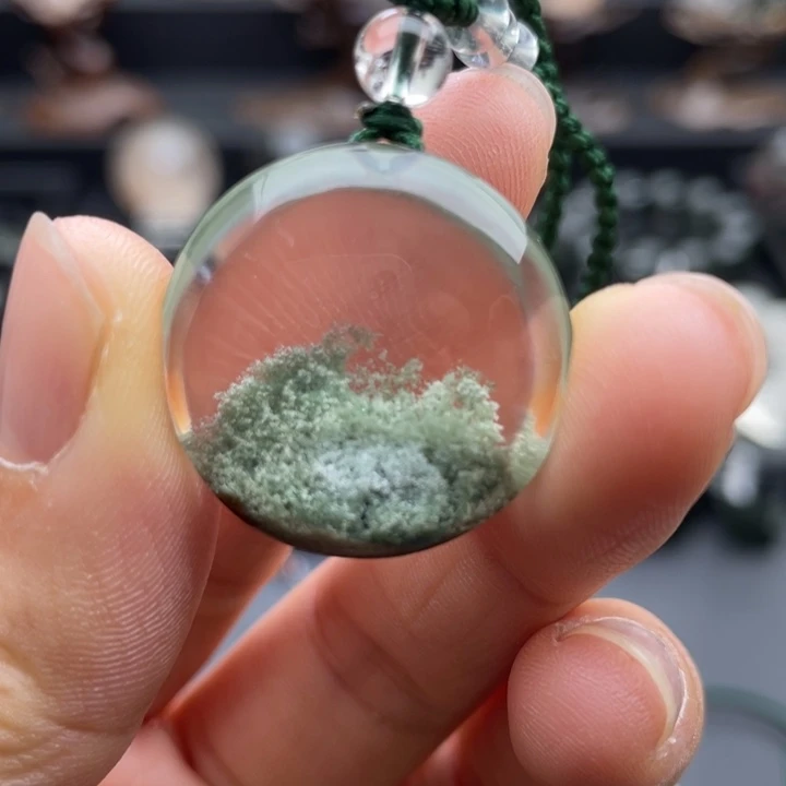 颈饰未镶嵌水晶绿幽灵聚宝盆圆牌