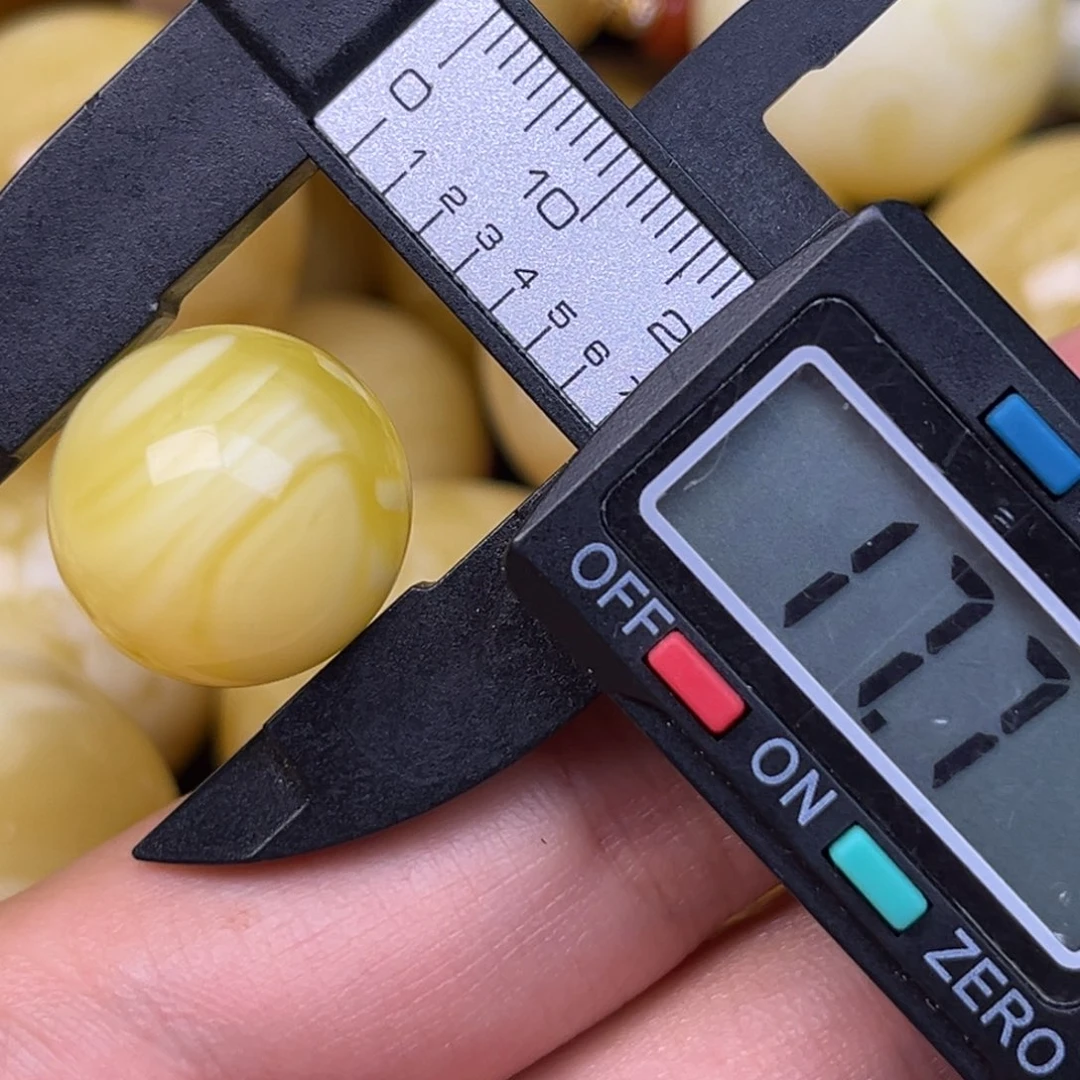 裸石蜜蜡未镶嵌蜜蜡