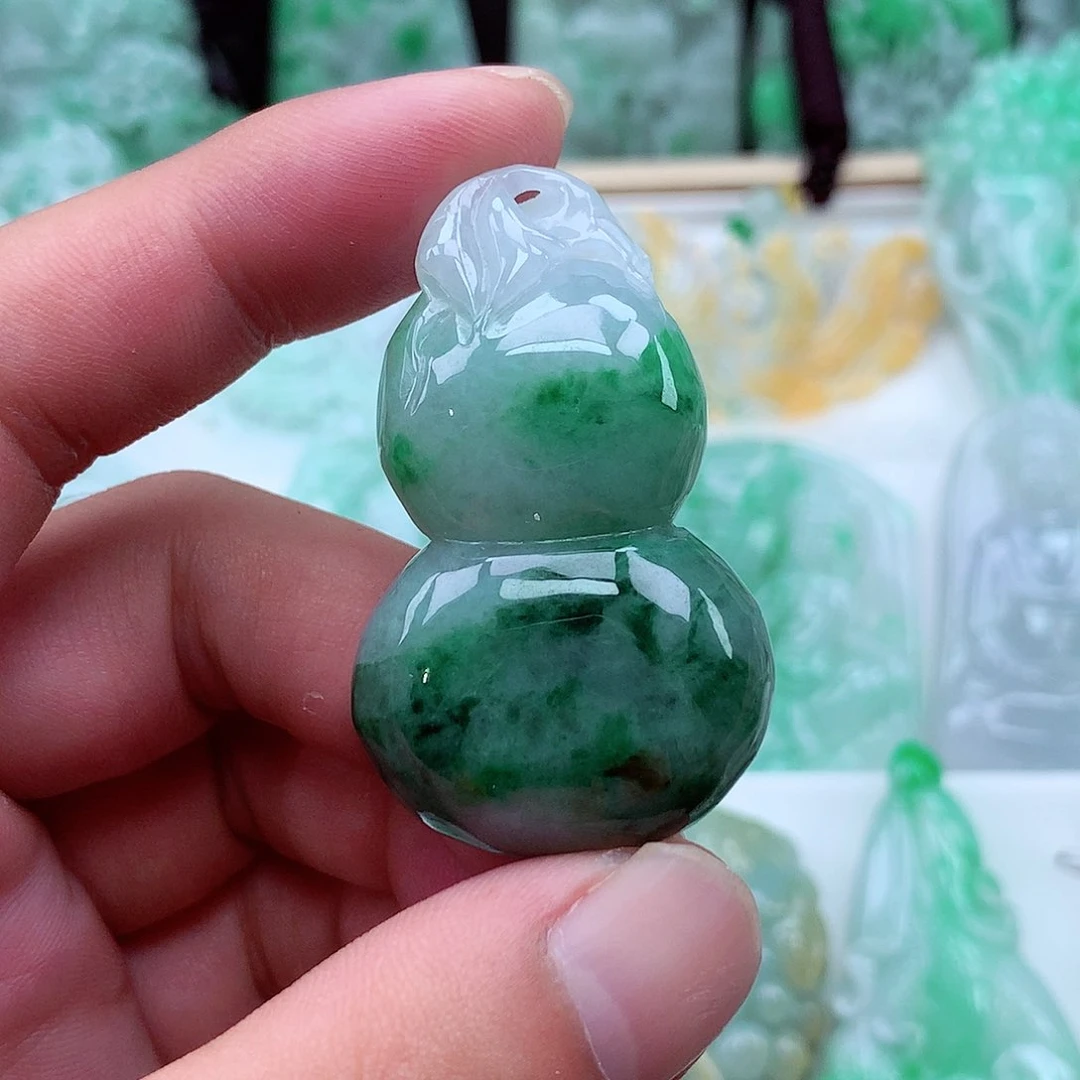 翡翠未镶嵌颈饰翡翠吊坠