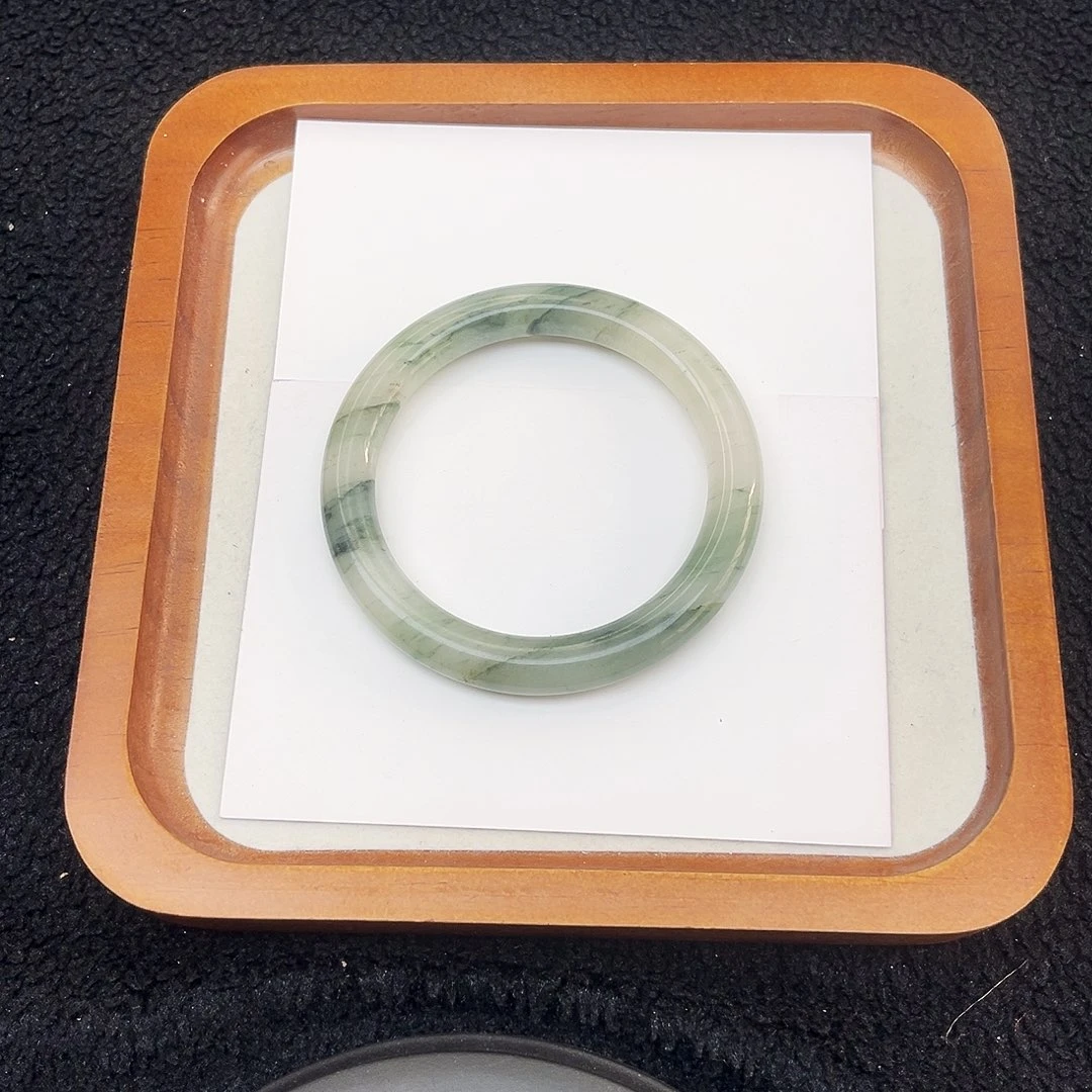 石英质玉未镶嵌手镯59