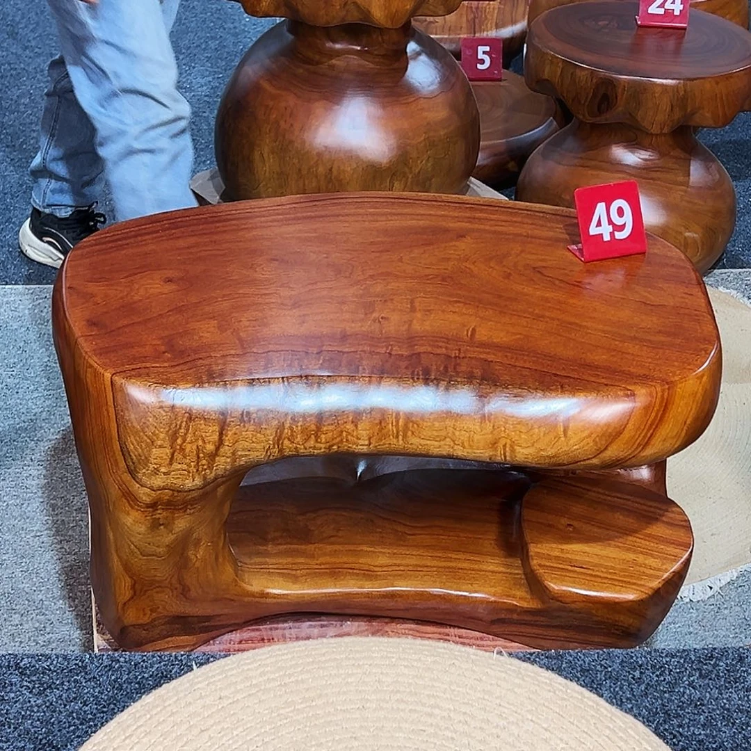 平***顺号香樟木尺寸：70-46-37cm