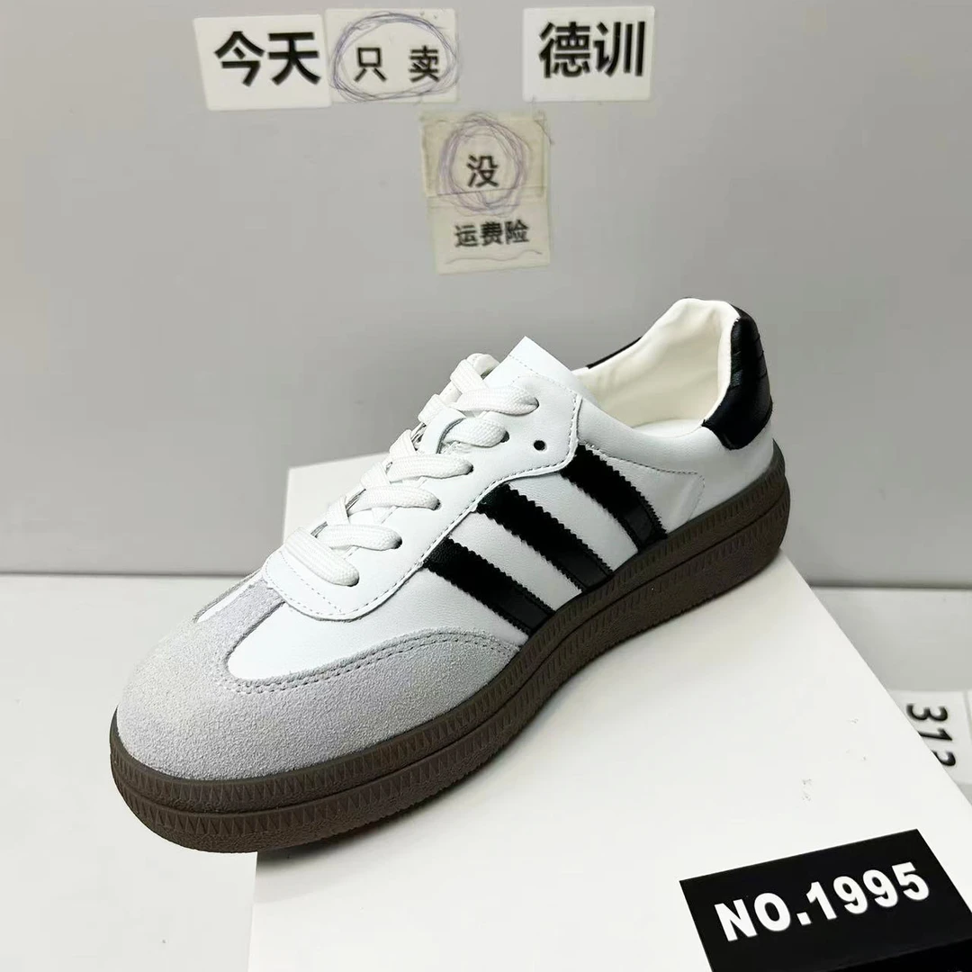 白色牛皮双眼皮德训鞋女