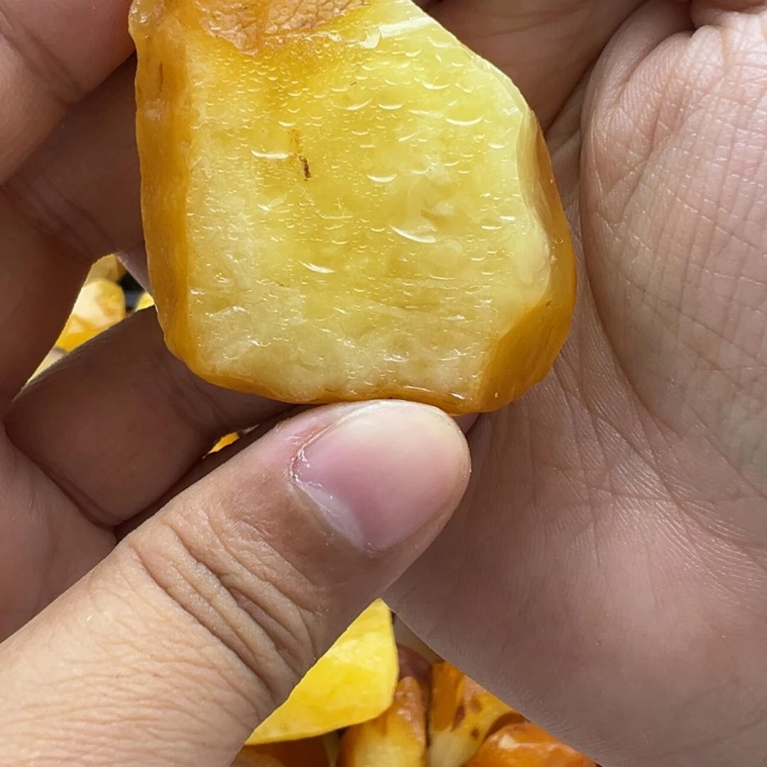 余***你定制琥珀蜜蜡定制