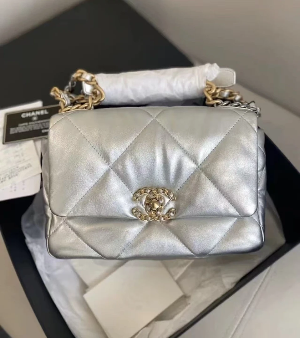 95新 Chanel/香奈儿 银色小号19bag包 26cm  17396782