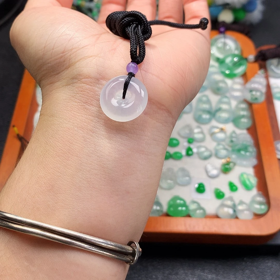 吊坠(不含链)未镶嵌翡翠平安扣