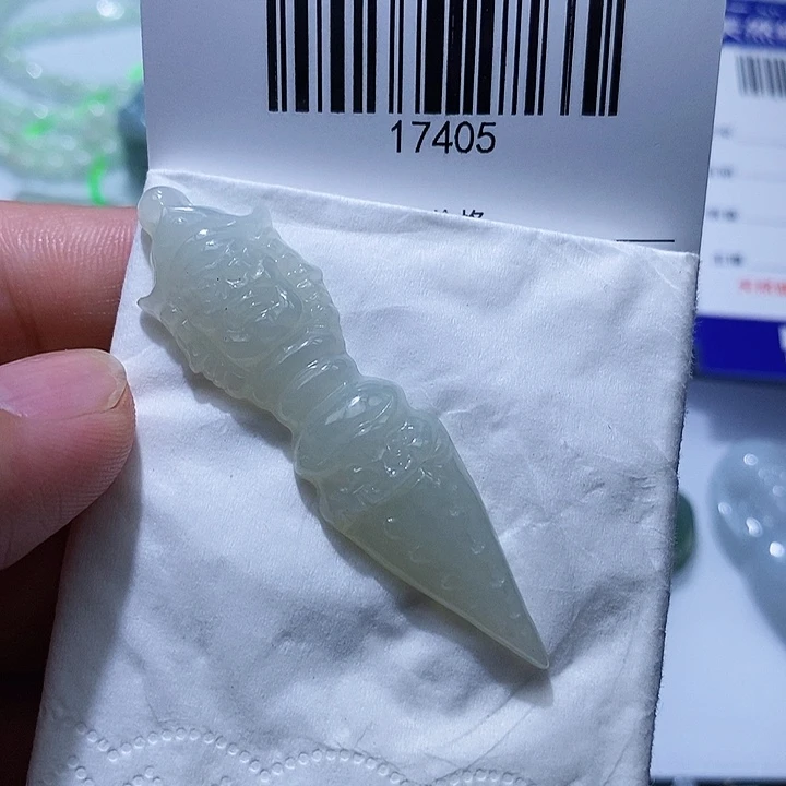 翡翠未镶嵌颈饰天光墟翡翠市场现金代购