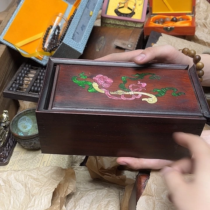 大叶紫檀（黑酸枝木类）